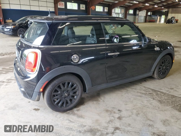 2017 MINI Hardtop Cooper S with VIN WMWXP7C56H2A45082, listed as a Copart auction lot 55996895 with 145,313 mi miles and Clean Title. Bid and sale history available at DreamBid. Image 3.