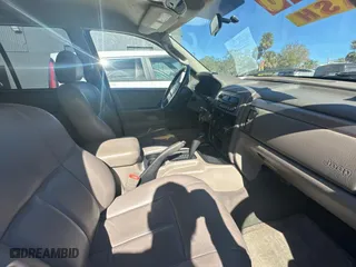 2004 Jeep Grand Cherokee Laredo with VIN 1J4GX48N24C436753, listed as a Copart auction lot 88142905 with 114,022 mi miles and Clean Title. Bid and sale history available at carsss.com. Image 5.
