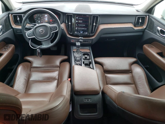 2019 Volvo XC60 Momentum with VIN LYVA22RK0KB219092, listed as a Copart auction lot 76661164 with 64,104 mi miles and Salvage title. Bid and sale history available at DreamBid. Image 8.