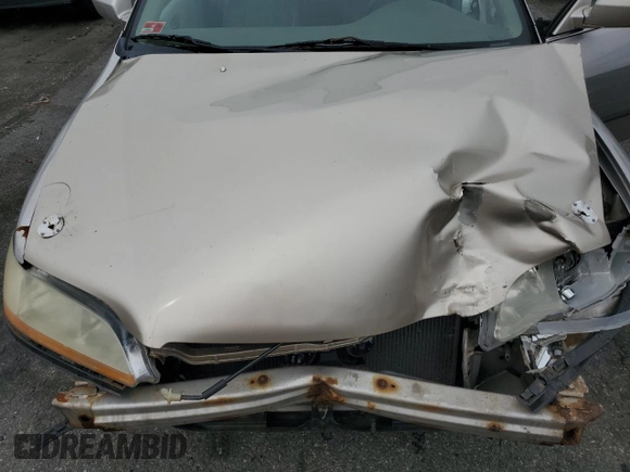1998 Honda Accord LX with VIN 1HGCG5545WA172773, listed as a Copart auction lot 63660514 with 255,670 mi miles and Salvage title. Bid and sale history available at DreamBid. Image 11.