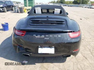 2016 Porsche 911 Carrera with VIN WP0CA2A98GS141352, listed as a Copart auction lot 68919674 with 38,982 mi miles and Salvage Title. Bid and sale history available at carsss.com. Image 6.