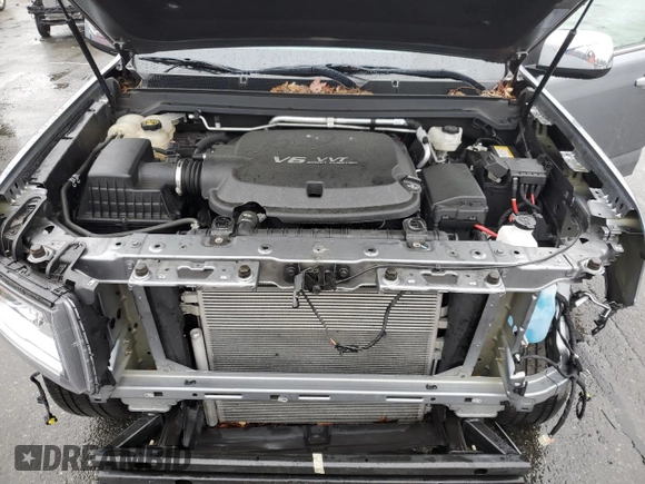 2022 GMC Canyon 4WD Denali with VIN 1GTG6EEN0N1147922, listed as a Copart auction lot 54143435 with 68,650 mi miles and Salvage title. Bid and sale history available at DreamBid. Image 11.