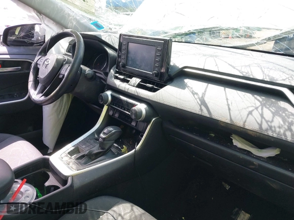 2019 Toyota RAV4 XLE with VIN JTMP1RFVXKD023350, listed as a IAAI auction lot 41991731 with 49,857 mi miles. Bid and sale history available at carsss.com. Image 5.