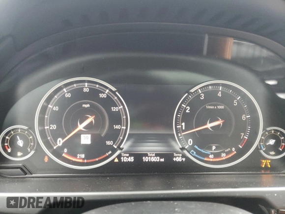 2018 BMW X6 sDrive35i with VIN 5UXKU0C5XJ0G80402, listed as a Copart auction lot 71298364 with 101,603 mi miles and Salvage Title. Bid and sale history available at carsss.com. Image 9.