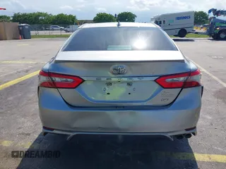 2019 Toyota Camry LE z VIN 4T1B11HK6KU741715, wystawiony jako IAAI lot #42392445 z przebiegiem 138 201 mil mil oraz . Historia ofert i sprzedaży dostępna na DreamBid. Obrazek 6.