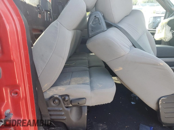 2006 Ford F-150 XLT с VIN 1FTPX14536KB12388, выставлен на аукционе Copart как лот 52755325 с пробегом 259 478 миль миль и Списание • Salvage title. История ставок и продаж доступна на DreamBid. Изображение 10.