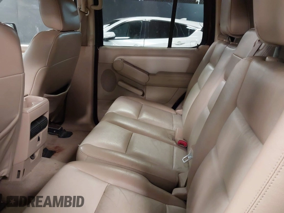 2006 Ford Explorer Eddie Bauer with VIN 1FMEU74E26UB21246, listed as a IAAI auction lot 41944986 with 162,427 mi miles. Bid and sale history available at carsss.com. Image 8.