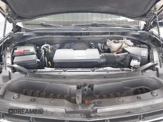 2021 Chevrolet Suburban LT z VIN 1GNSCCKDXMR421833, wystawiony jako IAAI lot #41738389 z przebiegiem 56 757 mil mil oraz . Historia ofert i sprzedaży dostępna na DreamBid. Obrazek 10.