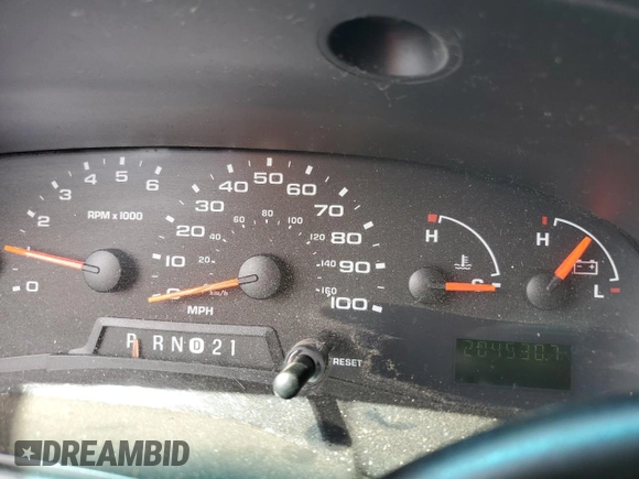 2008 Ford Econoline Passenger XL with VIN 1FBNE31L68DB00260, listed as a Copart auction lot 65607074 with 204,530 mi miles and Salvage Title. Bid and sale history available at carsss.com. Image 9.