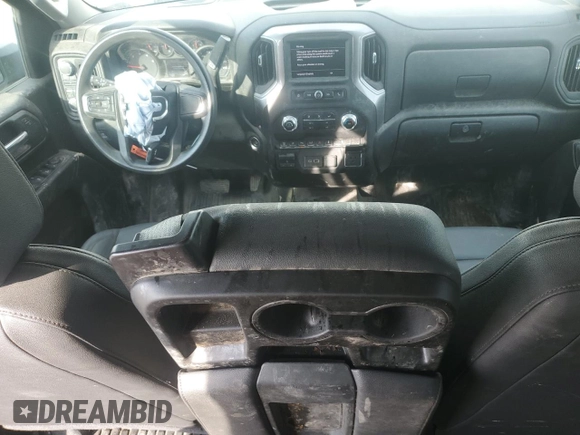 2024 GMC Sierra 3500HD Pro z VIN 1GT49SEY4RF276676, wystawiony jako Copart lot #73758974 z przebiegiem 17 307 mil mil oraz Szkoda całkowita • Salvage title. Historia ofert i sprzedaży dostępna na DreamBid. Obrazek 8.