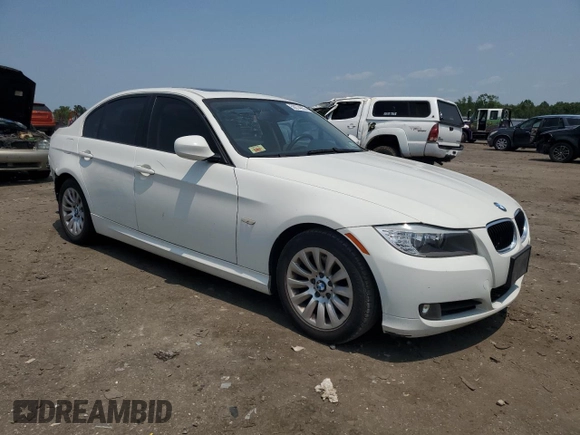 2009 BMW 3 Series 328i with VIN WBAPH73559E128710, listed as a Copart auction lot 59274055 with 105,399 mi miles and Salvage title. Bid and sale history available at DreamBid. Image 4.