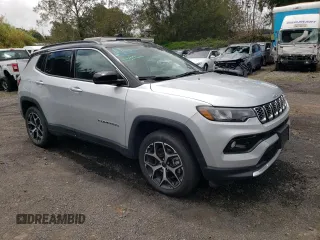 2025 Jeep Compass Limited z VIN 3C4NJDCN5ST525403, wystawiony jako Copart lot #64829565 z przebiegiem 7 790 mil mil oraz Czysty tytuł • Clean title. Historia ofert i sprzedaży dostępna na DreamBid. Obrazek 4.