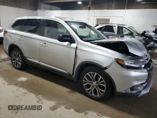 2018 Mitsubishi Outlander ES with VIN JA4AZ3A34JJ006152, listed as a Copart auction lot 58596085 with 126,117 mi miles and Salvage title. Bid and sale history available at DreamBid. Image 4.