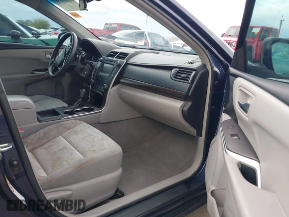 2016 Toyota Camry XLE with VIN 4T4BF1FK4GR553373, listed as a IAAI auction lot 41776384 with 157,690 mi miles. Bid and sale history available at carsss.com. Image 5.