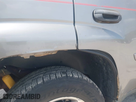 2008 Chevrolet TrailBlazer 3LT with VIN 1GNDT13S482124145, listed as a IAAI auction lot 42191388 with 140,925 mi miles and . Bid and sale history available at DreamBid. Image 6.