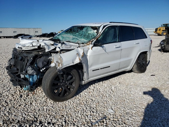 2021 Jeep Grand Cherokee Laredo X with VIN 1C4RJEAG2MC597850, listed as a Copart auction lot 87921635 with 0 mi miles and Salvage Title. Bid and sale history available at carsss.com. Image 1.