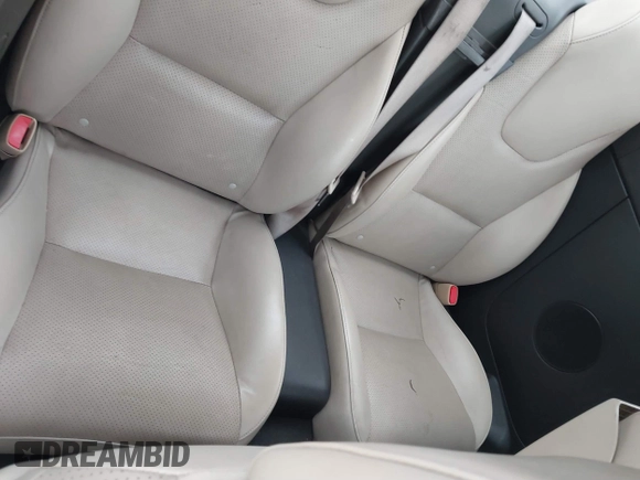 2008 Pontiac G6 GT with VIN 1G2ZH361784138564, listed as a IAAI auction lot 41570972 with Not provided miles and . Bid and sale history available at DreamBid. Image 8.