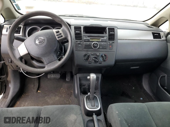 2011 Nissan Versa S z VIN 3N1BC1CP5BL380167, wystawiony jako Copart lot #45352784 z przebiegiem 149 376 mil mil oraz Szkoda całkowita • Salvage title. Historia ofert i sprzedaży dostępna na DreamBid. Obrazek 8.