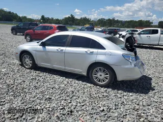 2007 Chrysler Sebring Touring with VIN 1C3LC56R97N528502, listed as a Copart auction lot 61178885 with 192,499 mi miles and Salvage title. Bid and sale history available at DreamBid. Image 2.
