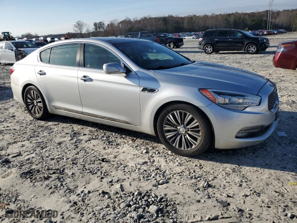 2017 Kia K900 Luxury with VIN KNALU4D36H6035113, listed as a Copart auction lot 84993994 with 92,299 mi miles and Salvage Title. Bid and sale history available at carsss.com. Image 4.