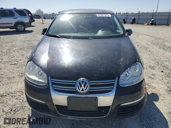 2009 Volkswagen Jetta SE with VIN 3VWRZ71K39M139505, listed as a Copart auction lot 57687645 with 217,149 mi miles and Salvage title. Bid and sale history available at DreamBid. Image 5.
