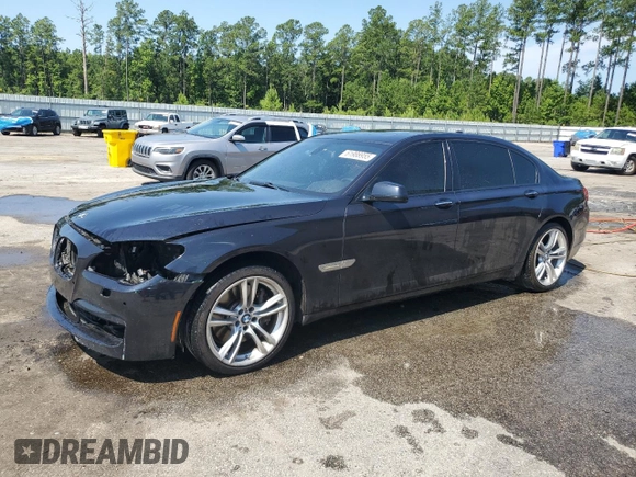 2012 BMW 7 Series 750Li с VIN WBAKB8C56CDX21023, выставлен на аукционе Copart как лот 61988955 с пробегом 145 022 миль миль и Списание • Salvage title. История ставок и продаж доступна на DreamBid. Изображение 1.