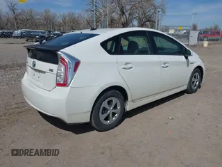 2013 Toyota Prius One with VIN JTDKN3DU4D0354893, listed as a IAAI auction lot 41962932 with 277,085 mi miles. Bid and sale history available at carsss.com. Image 4.