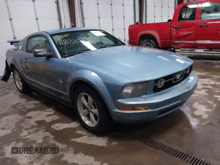 2007 Ford Mustang Deluxe z VIN 1ZVFT80N175343082, wystawiony jako IAAI lot #41882099 z przebiegiem 16 629 mil mil oraz . Historia ofert i sprzedaży dostępna na DreamBid. Obrazek 1.