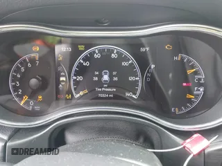 2021 Jeep Grand Cherokee Limited z VIN 1C4RJFBG1MC565928, wystawiony jako IAAI lot #41814256 z przebiegiem 70 324 mil mil oraz . Historia ofert i sprzedaży dostępna na DreamBid. Obrazek 7.