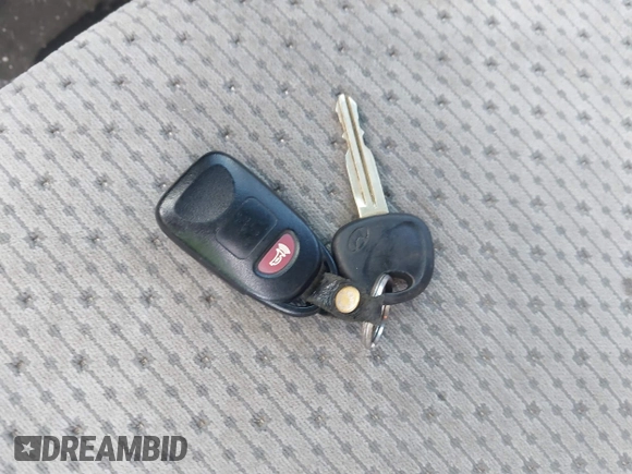 2005 Hyundai Tucson GLS with VIN KM8JN72D25U062364, listed as a IAAI auction lot 42247915 with 214,068 mi miles and . Bid and sale history available at DreamBid. Image 11.
