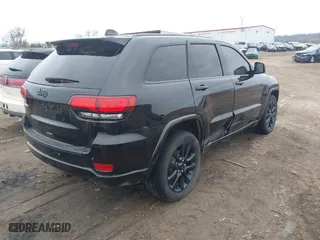 2018 Jeep Grand Cherokee Laredo E with VIN 1C4RJFAG3JC305365, listed as a IAAI auction lot 41538753 with 168,609 mi miles. Bid and sale history available at carsss.com. Image 4.