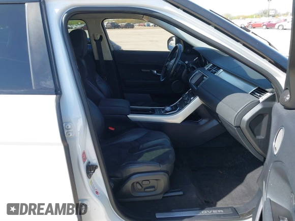 2015 Land Rover Range Rover Evoque Pure with VIN SALVN2BG2FH073984, listed as a IAAI auction lot 41820047 with 75,318 mi miles. Bid and sale history available at carsss.com. Image 5.