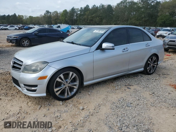 2013 Mercedes-Benz C 350 Sport with VIN WDDGF5HB6DA772704, listed as a Copart auction lot 51186765 with 183,437 mi miles and Clean Title. Bid and sale history available at DreamBid. Image 1.