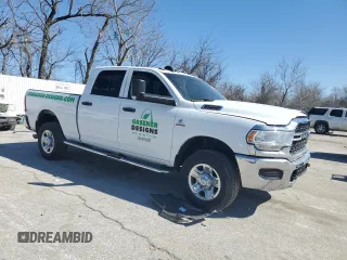 2021 Ram 2500 Tradesman with VIN 3C6UR5CL0MG557252, listed as a Copart auction lot 47853535 with 101,001 mi miles and Salvage title. Bid and sale history available at DreamBid. Image 4.