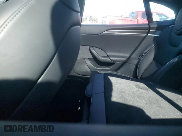 2023 Tesla Model S Plaid с VIN 5YJSA1E69PF515714, выставлен на аукционе Copart как лот 45212665 с пробегом Не указан миль и Списание • Salvage title. История ставок и продаж доступна на DreamBid. Изображение 10.