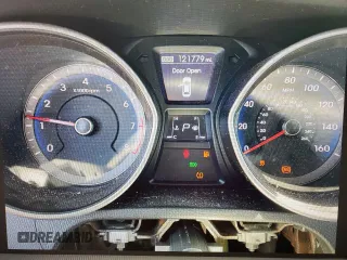 2014 Hyundai Elantra GT with VIN KMHD35LH4EU179436, listed as a Copart auction lot 51795484 with 121,779 mi miles and Salvage Title. Bid and sale history available at carsss.com. Image 9.