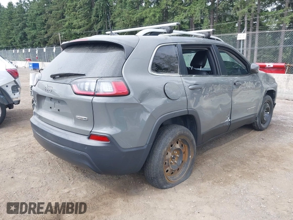 2021 Jeep Cherokee Latitude Plus z VIN 1C4PJMLB5MD109942, wystawiony jako IAAI lot #42536859 z przebiegiem 20 196 mil mil oraz . Historia ofert i sprzedaży dostępna na DreamBid. Obrazek 4.