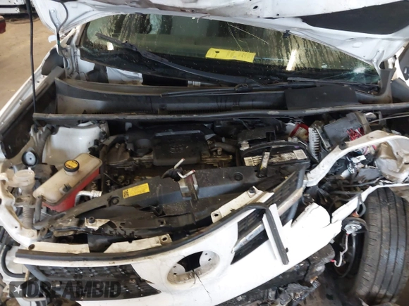 2015 Toyota RAV4 LE with VIN 2T3BFREV0FW305714, listed as a IAAI auction lot 41049706 with 1 mi miles. Bid and sale history available at carsss.com. Image 10.