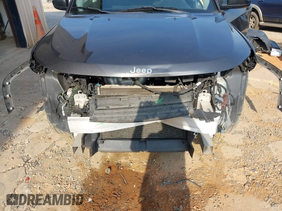 2018 Jeep Compass Sport с VIN 3C4NJCAB0JT233112, выставлен на аукционе IAAI как лот 42580222 с пробегом 96 280 миль миль и . История ставок и продаж доступна на DreamBid. Изображение 18.
