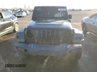 2023 Jeep Wrangler z VIN 1C4JJXN6XPW641266, wystawiony jako Copart lot #86495034 z przebiegiem Nie podano mil oraz Nie do naprawy • Non repairable. Historia ofert i sprzedaży dostępna na DreamBid. Obrazek 5.