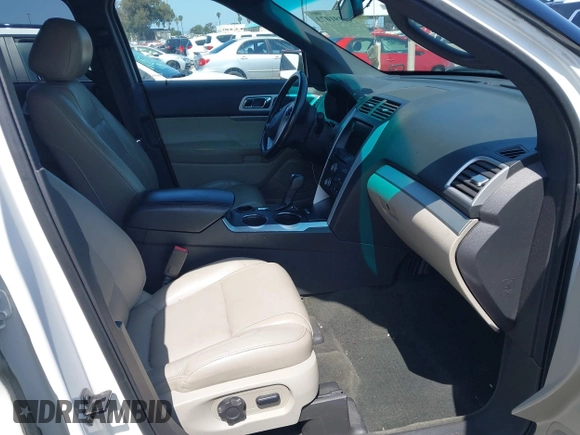 2013 Ford Explorer XLT with VIN 1FM5K7D81DGC80996, listed as a IAAI auction lot 42191073 with 103,547 mi miles and . Bid and sale history available at DreamBid. Image 5.