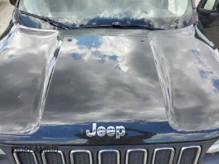 2015 Jeep Renegade Latitude z VIN ZACCJBBT9FPC14808, wystawiony jako Copart lot #55601015 z przebiegiem 176 621 mil mil oraz Szkoda całkowita • Salvage title. Historia ofert i sprzedaży dostępna na DreamBid. Obrazek 12.