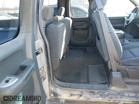 2007 Chevrolet Silverado 1500 1LT with VIN 1GCEK19007Z525378, listed as a IAAI auction lot 41217202 with Not Provided miles and . Bid and sale history available at DreamBid. Image 8.