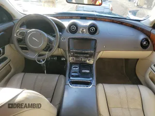 2014 Jaguar XJ with VIN SAJWA2GZ7E8V66626, listed as a Copart auction lot 78824254 with 132,720 mi miles and Salvage Title. Bid and sale history available at carsss.com. Image 8.