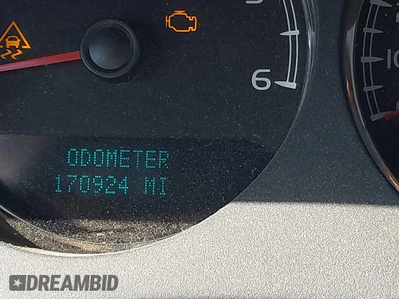 2007 Chevrolet Avalanche 3LT z VIN 3GNFK12397G125450, wystawiony jako IAAI lot #41576637 z przebiegiem 170 924 mil mil oraz . Historia ofert i sprzedaży dostępna na DreamBid. Obrazek 16.