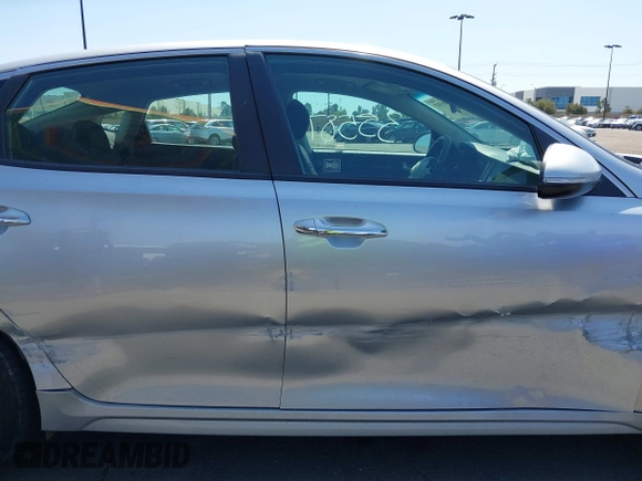 2019 Kia Optima LX with VIN 5XXGT4L3XKG355357, listed as a IAAI auction lot 41835587 with 70,802 mi miles. Bid and sale history available at carsss.com. Image 13.