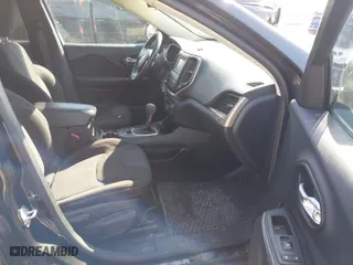 2015 Jeep Cherokee Latitude with VIN 1C4PJMCS9FW577440, listed as a IAAI auction lot 41707489 with 159,838 mi miles. Bid and sale history available at carsss.com. Image 5.