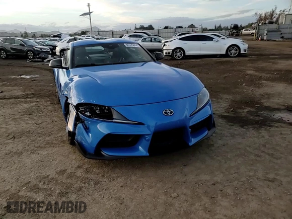 2021 Toyota GR Supra 3.0 with VIN WZ1DB0C09MW036605, listed as a Copart auction lot 86576844 with 31,520 mi miles and Salvage Title. Bid and sale history available at carsss.com. Image 11.