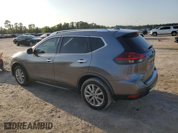2020 Nissan Rogue SV z VIN JN8AT2MT3LW015576, wystawiony jako Copart lot #56189775 z przebiegiem 43 786 mil mil oraz Szkoda całkowita • Salvage title. Historia ofert i sprzedaży dostępna na DreamBid. Obrazek 2.