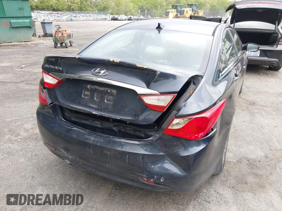 2013 Hyundai Sonata GLS with VIN 5NPEB4AC0DH606973, listed as a IAAI auction lot 42027694 with 243,935 mi miles and . Bid and sale history available at carsss.com. Image 6.